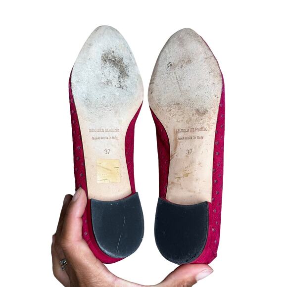 Manolo Blahnik Sharifac suede perforated loafers - Picture 9 of 9